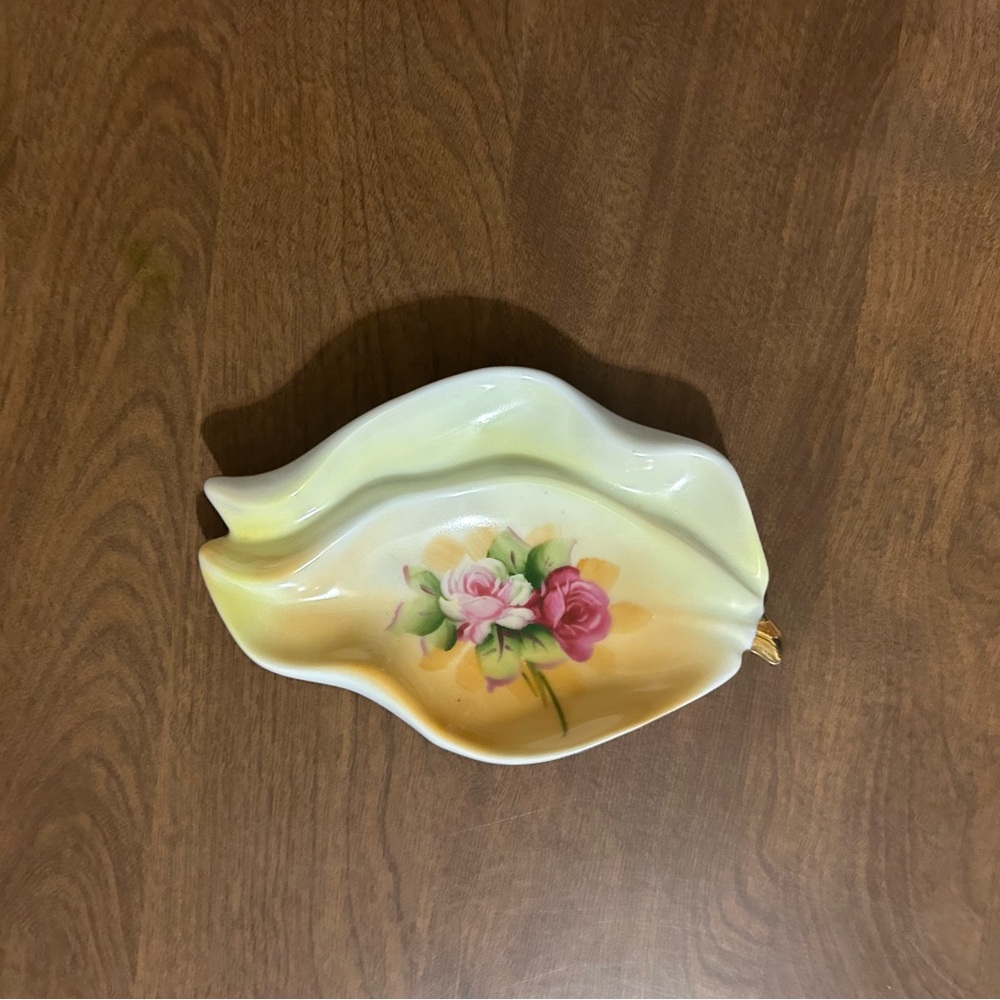 Vintage Lefton China small dish